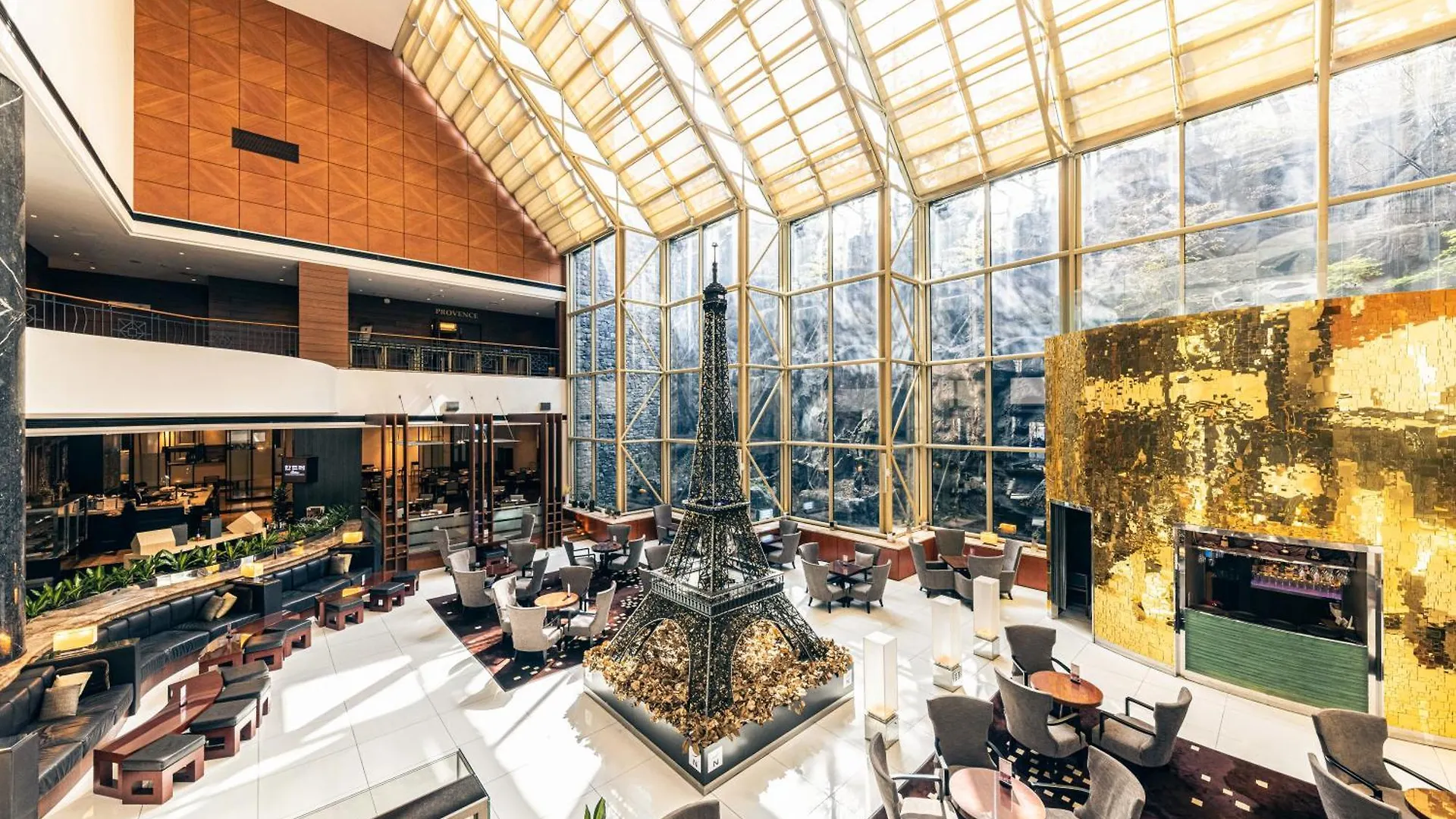 Novotel Ambassador Seoul Gangnam 5*,