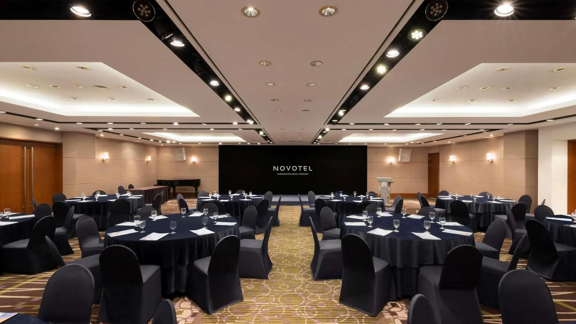 ***** Hotel Novotel Ambassador Seoul Gangnam South Korea